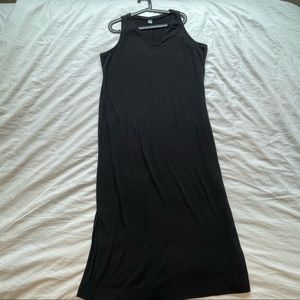 Ribbed sleeveless knit maxi dress